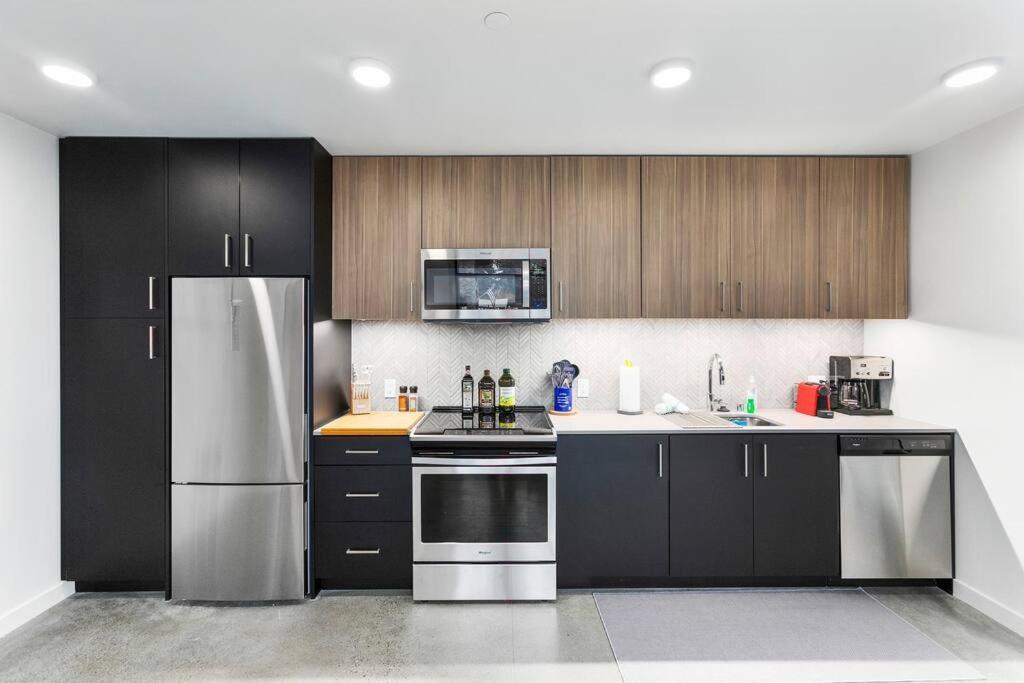 Airy And Open Corner Loft - 92 Walkscore Redmond Exterior foto