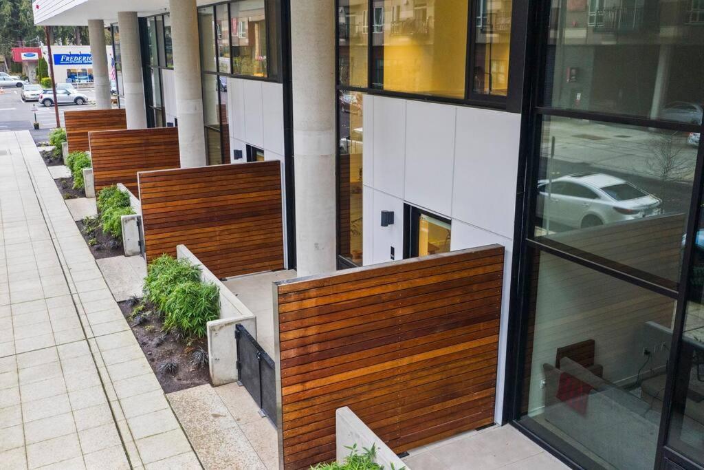 Airy And Open Corner Loft - 92 Walkscore Redmond Exterior foto