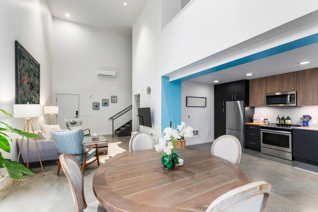 Airy And Open Corner Loft - 92 Walkscore Redmond Exterior foto